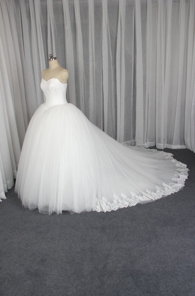 Elegant Sheath White Lace Gorgeous Wedding Party Dresses, Popular Bridal Gown, WD0096